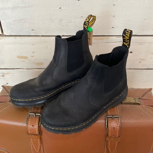 Dr. Martens EMBURY LEATHER CASUAL CHELSEA BOOTS - Picture 1 of 4